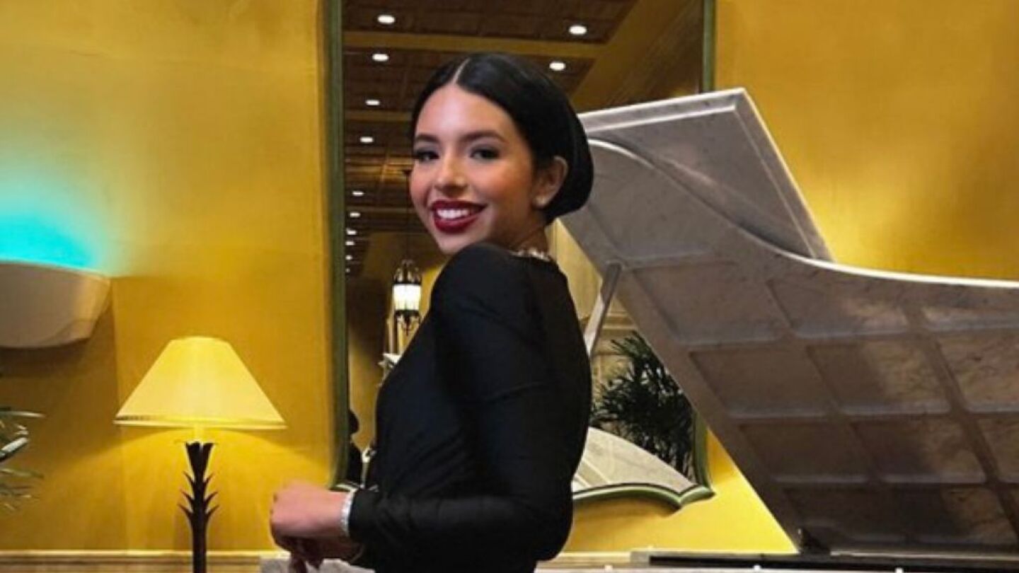 Angela Aguilar
