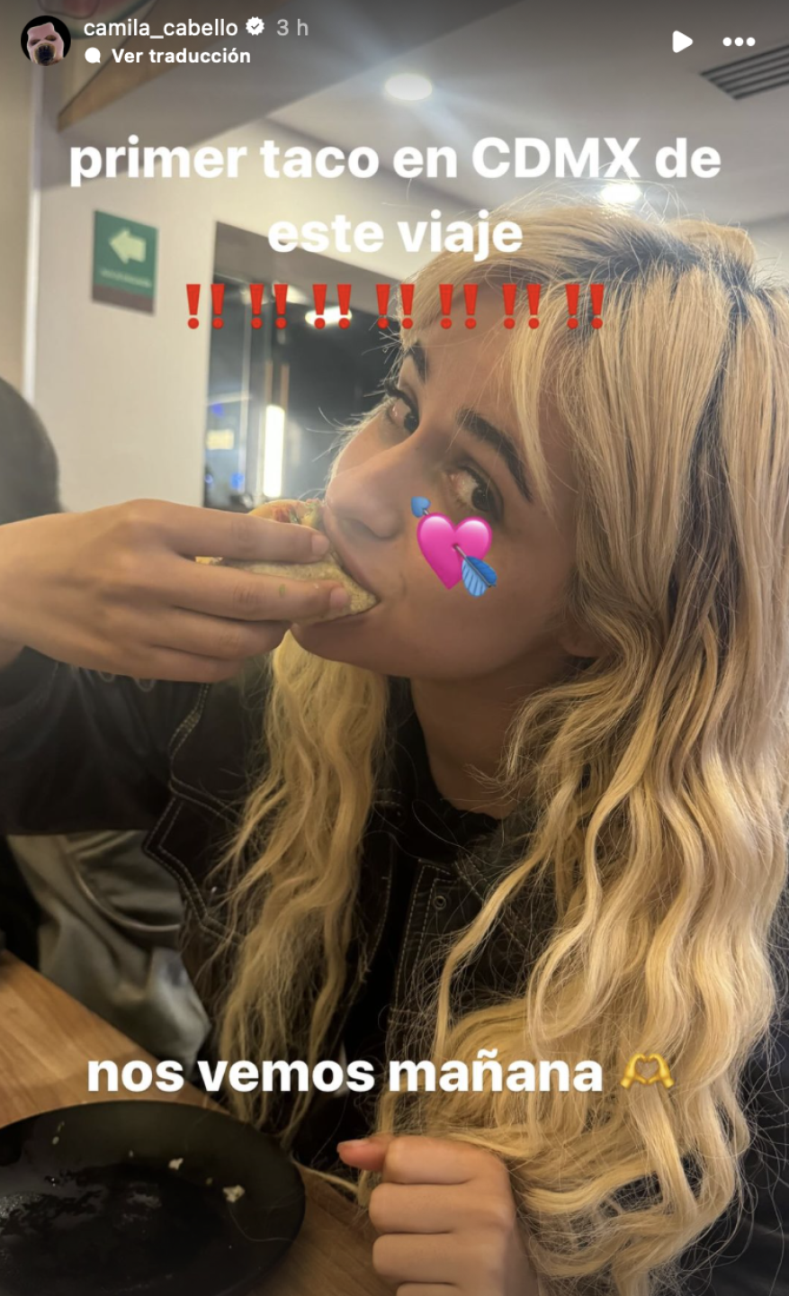 Camila Cabello comiendo tacos en México