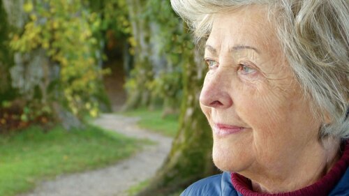 Pensión de adultos mayores aumentará conforme a inflación