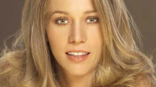 Hermana de Mónica Dossetti estalla contra los famosos