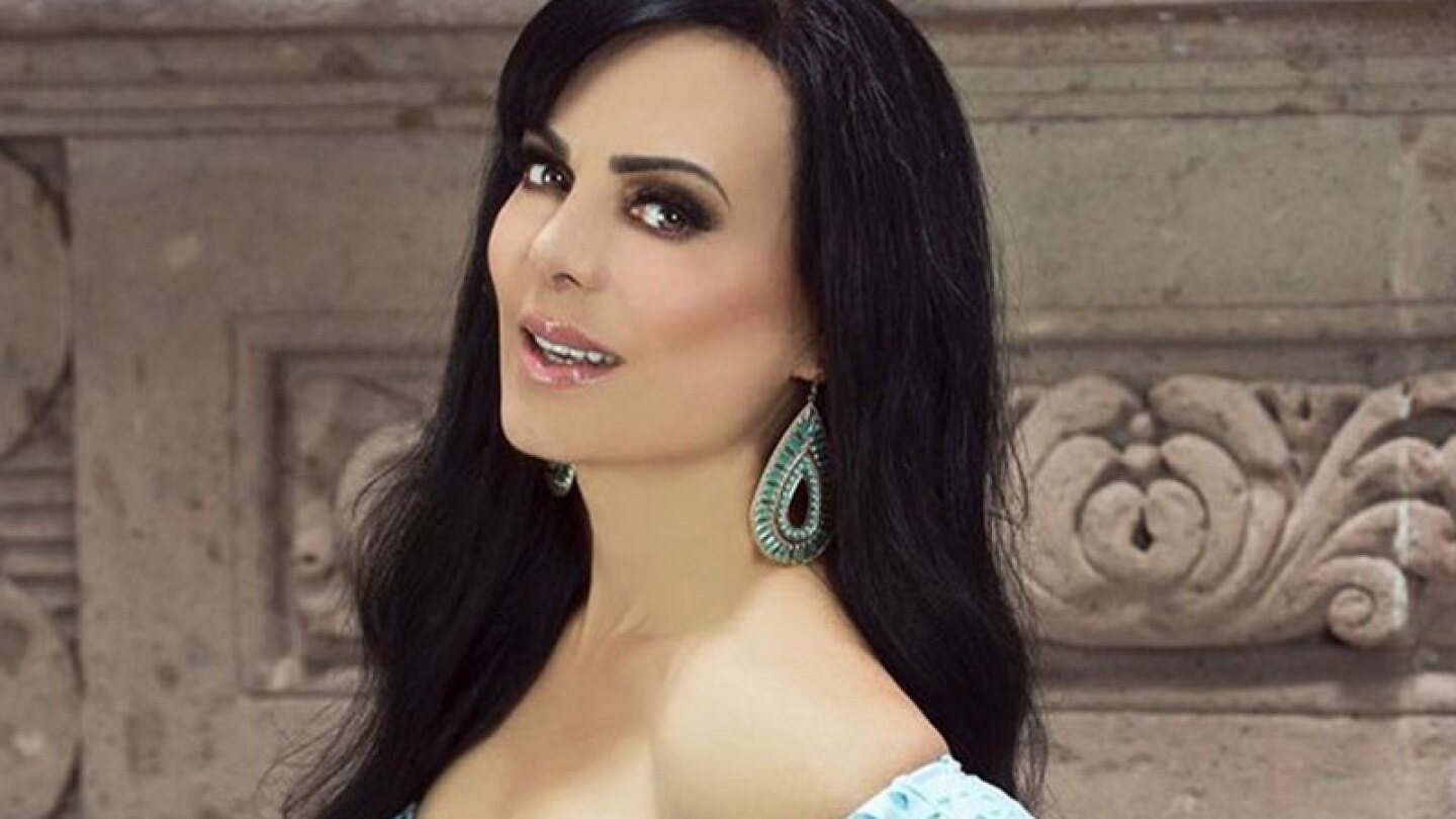 Maribel Guardia posa en Instagram sin maquillaje.
