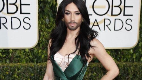 Conchita Wusrt se cambia de look