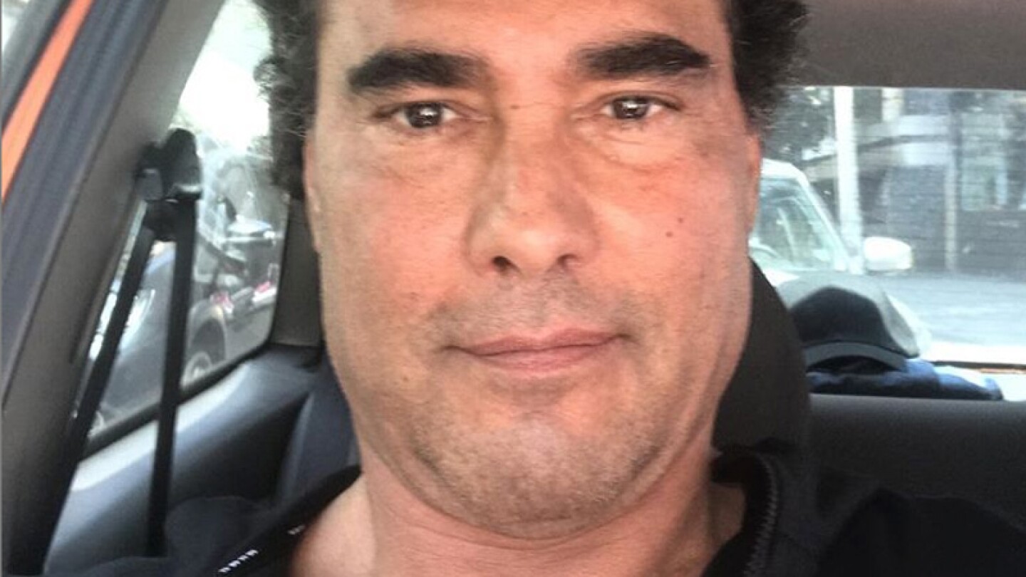 Eduardo Yáñez confiesa que se enamoró perdidamente de su mamá