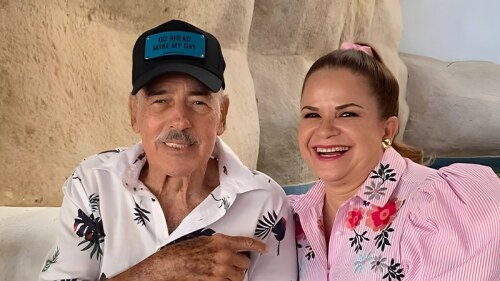 Andrés García defiende a su esposa de las críticas