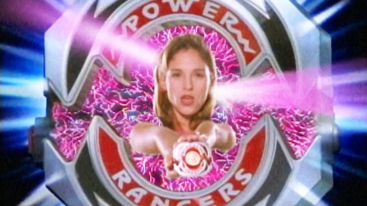 ’Kimberly’, primera Ranger rosa, ¡sorprende a elenco de ‘Power Rangers’!