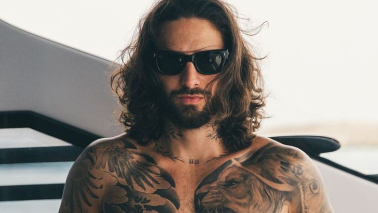 Maluma busca niñera en redes sociales y cibernautas reaccionan: "¿Madrastra no buscas?