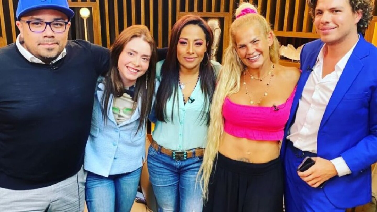 Tras críticas, Toñita confiesa qué le causó risa del pleito entre Niurka y Maryfer Centeno