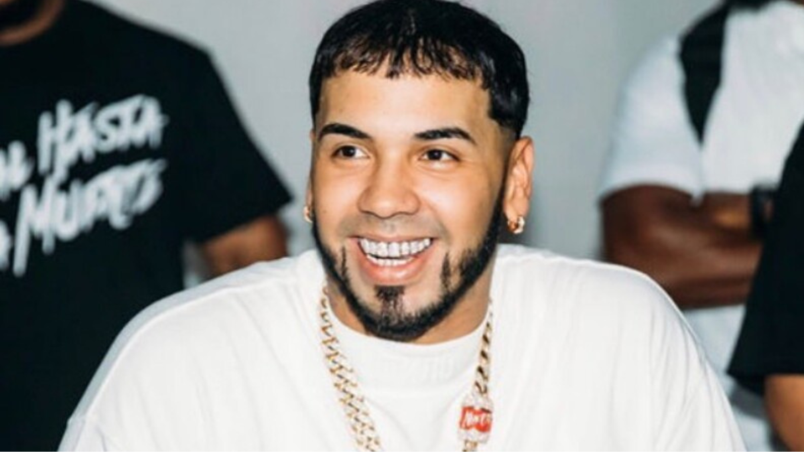 Anuel AA foto de Facebook