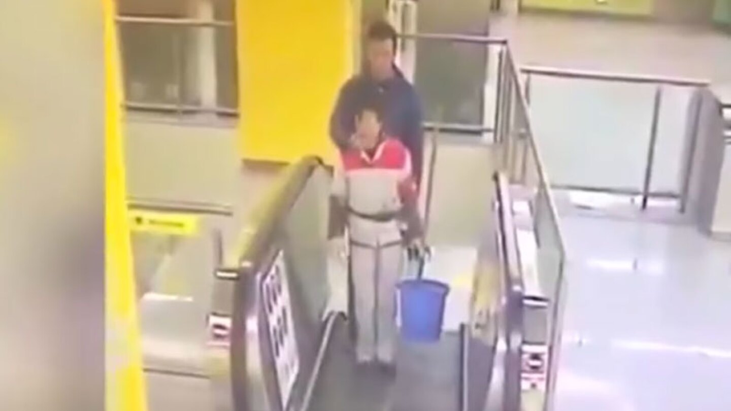 Empleada de limpieza del metro es agredida sexualmente por un hombre