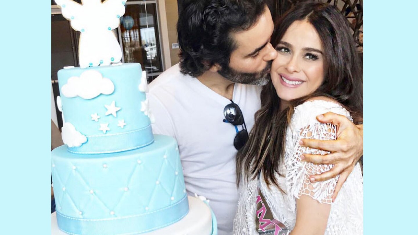 Danna García a punto de dar a luz, ¡celebra baby shower!