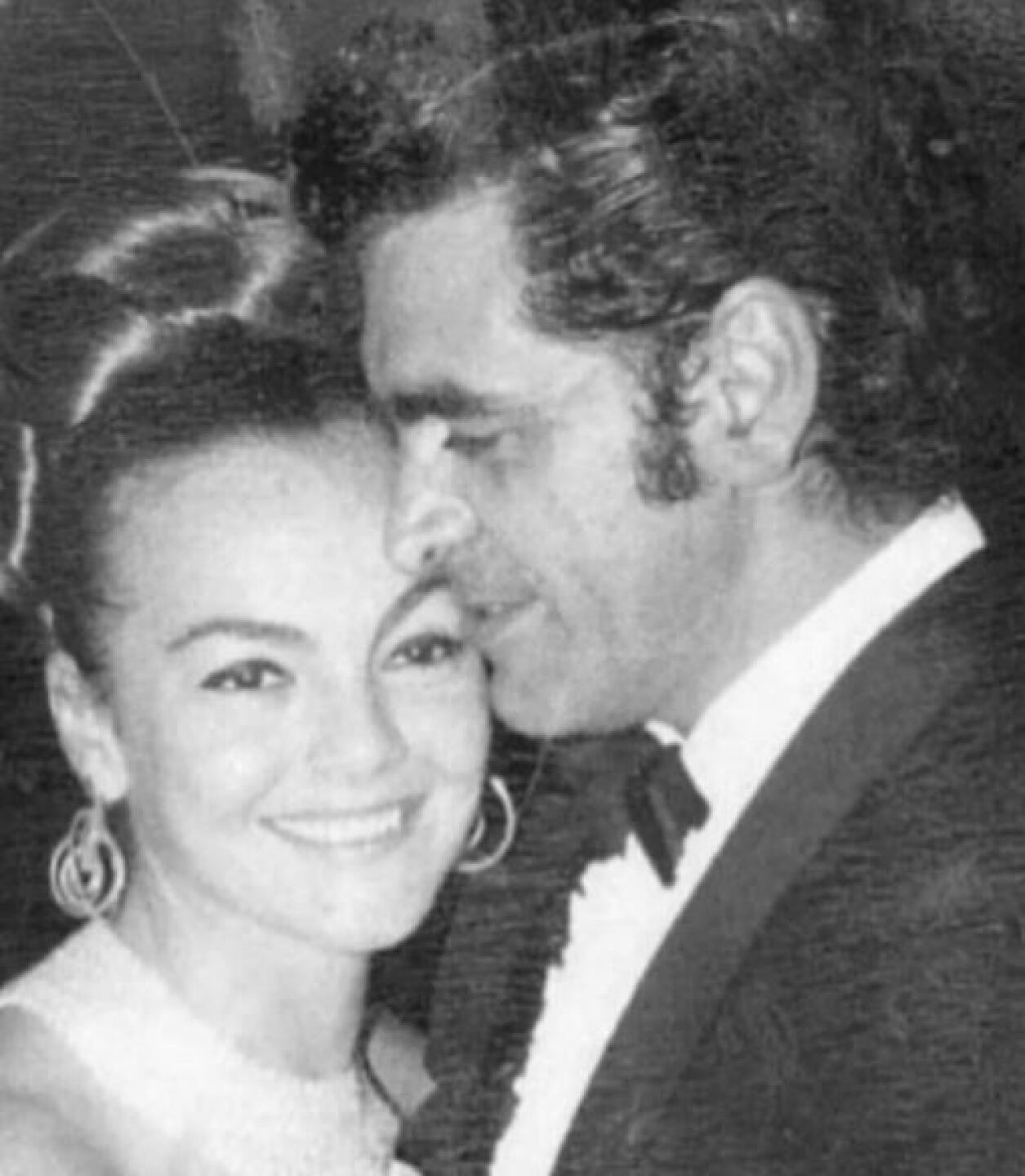 Eric del Castillo y su esposa celebran 53 años de casados