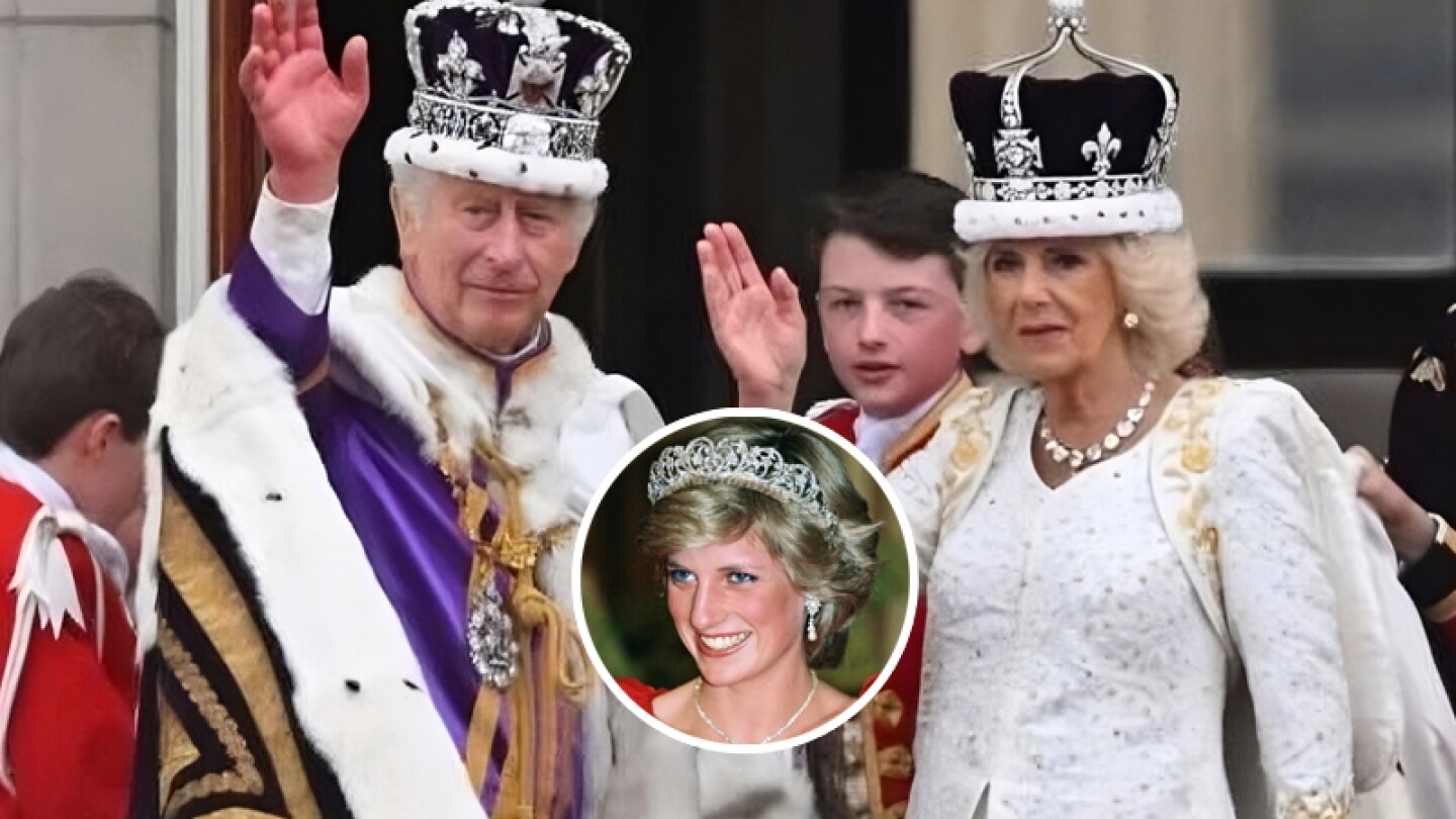 El rey Carlos III y la Reina Camila hacen saludo