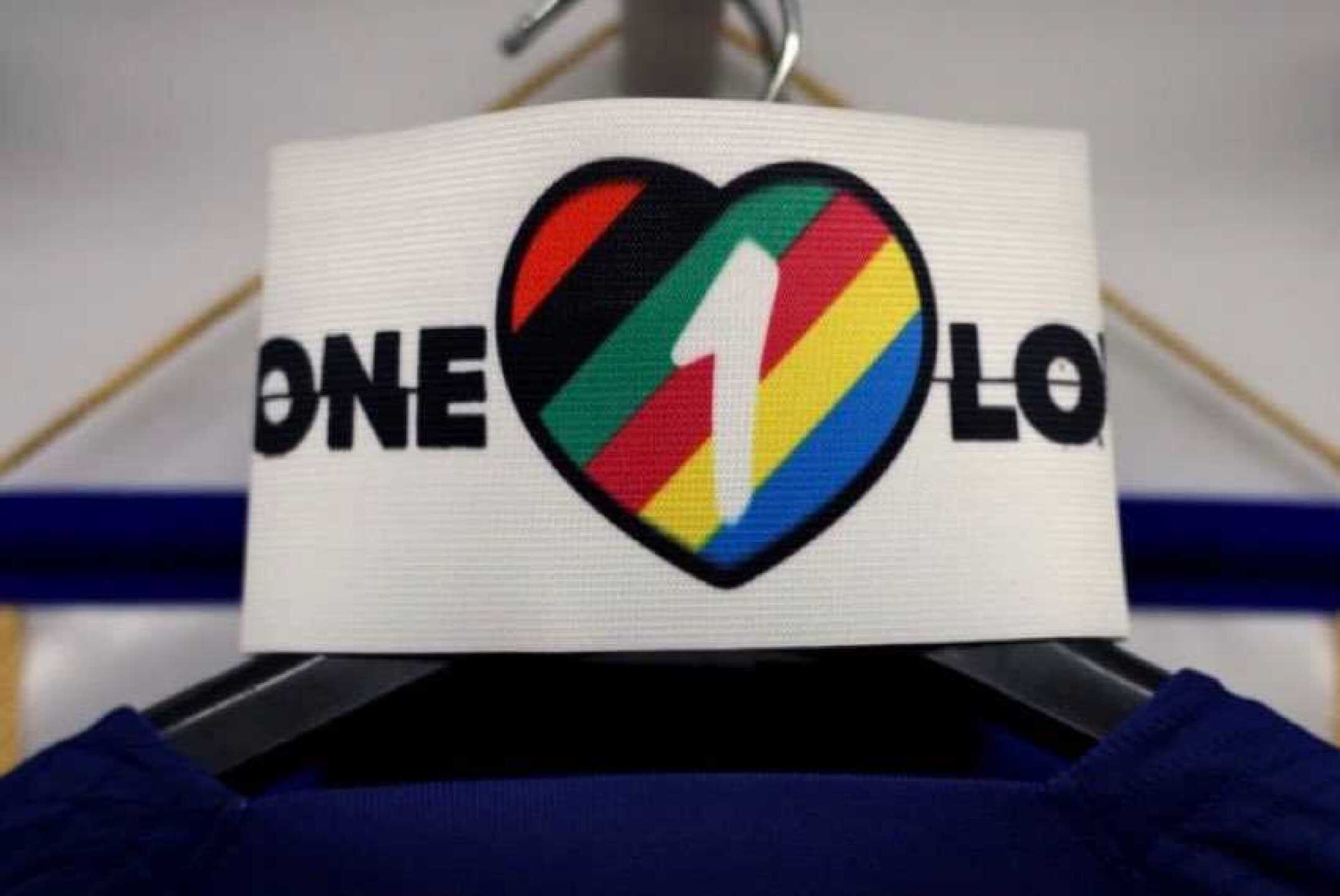 Qatar 2022: La FIFA prohibió a los jugadores en la Copa del Mundo usar los brazaletes LGBTQ+