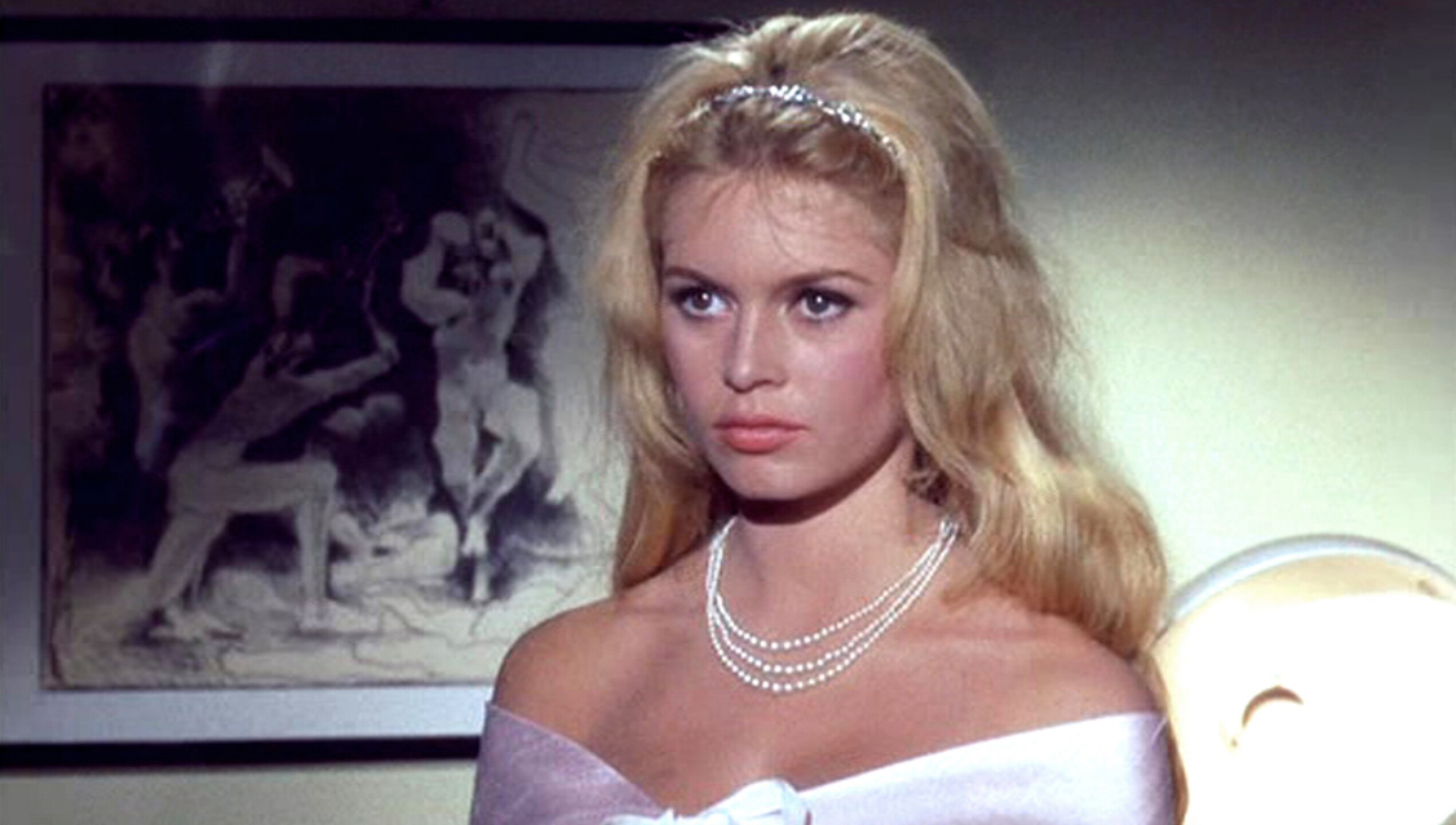 brigitte-bardot-funeral (2).jpg