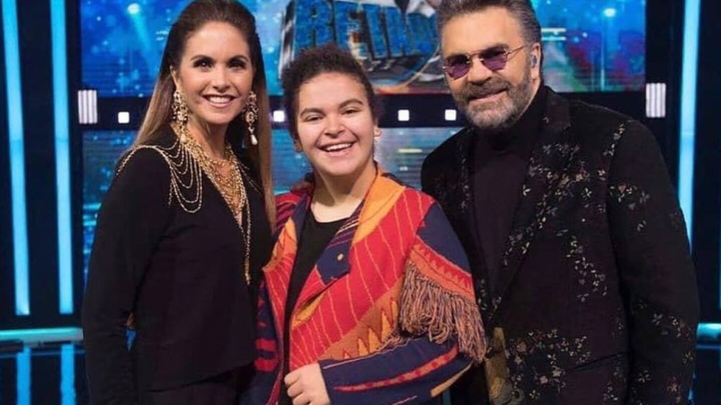 La hija de Lucero y Mijares estrena cuenta de Twitter.