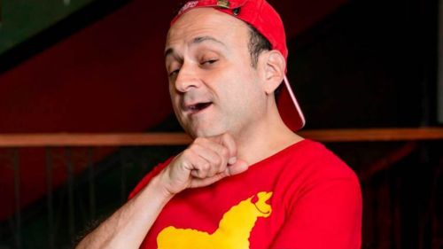 Lalo España de su novio 24 años menor que él y su razón para no mostrarlo en redes