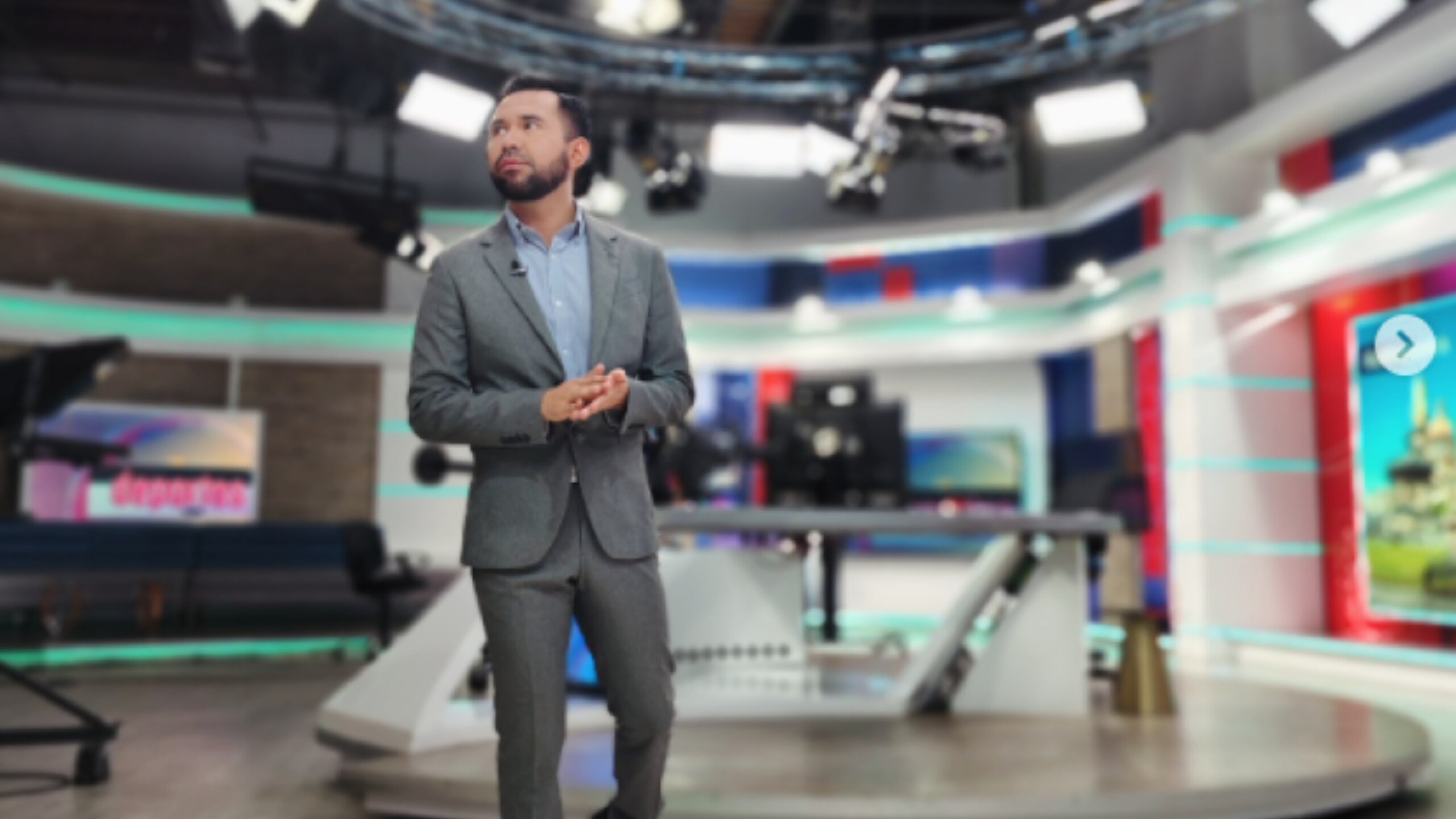 moises-hernandez (2).jpg