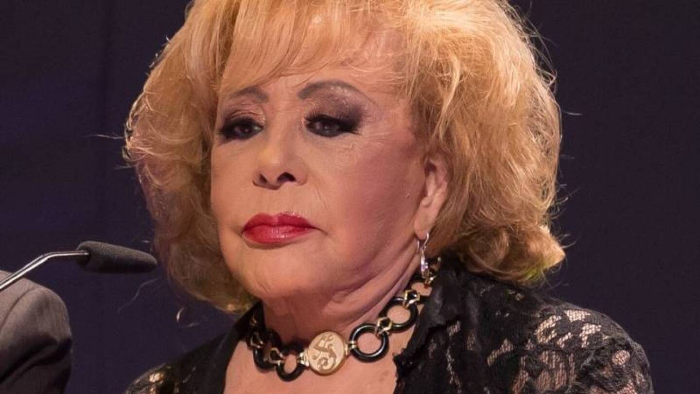 Silvia Pinal fue dada de alta