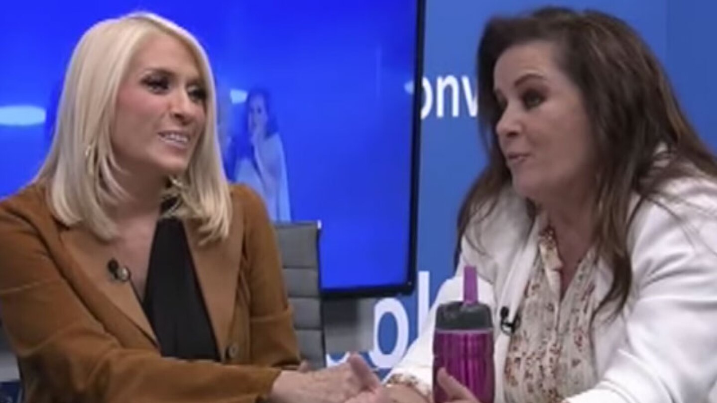 Pandora y Yuri… ¡no usan calzones!