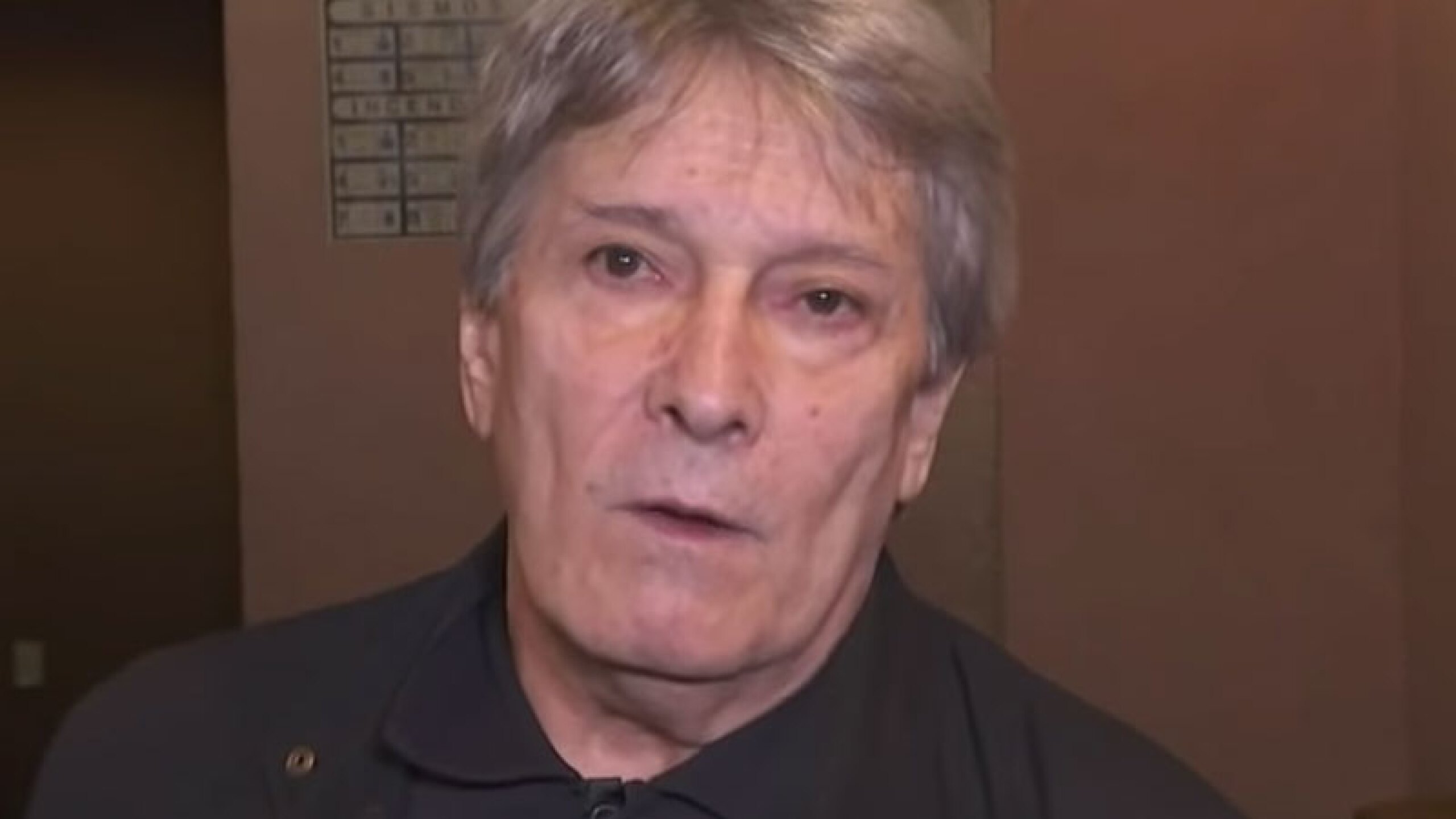 Juan Ferrara se retira