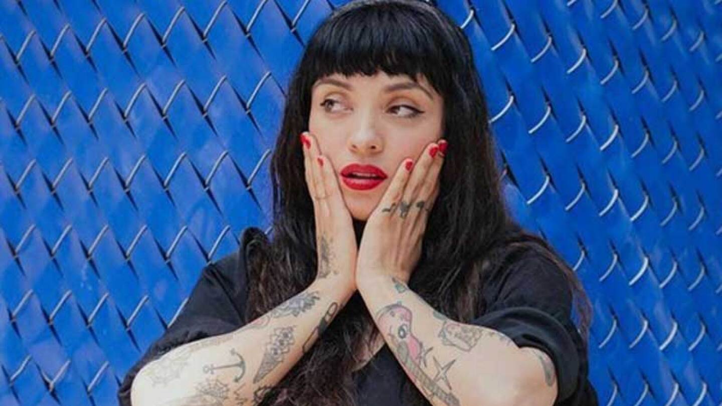 Mon Laferte muestra cómo vive la maternidad