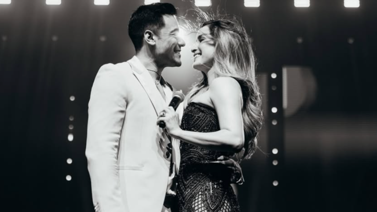 Cynthia Rodríguez celebra a Carlos Rivera