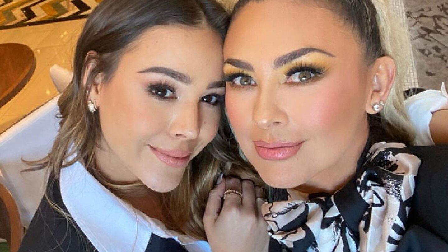 Danna Paola Aracely Arámbula Élite