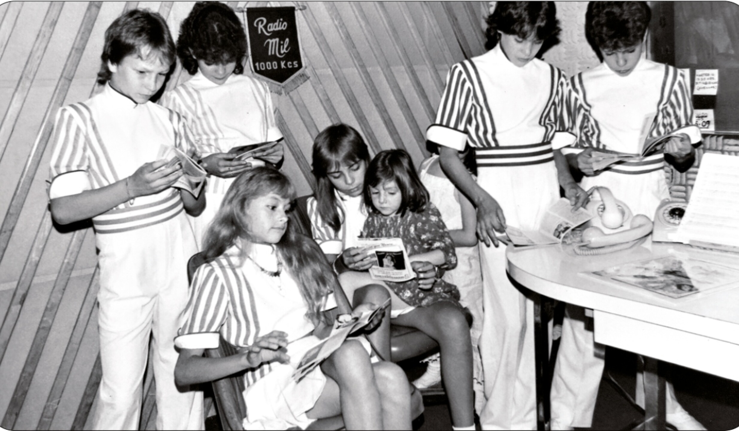 paulina-rubio-timbiriche (5).jpg