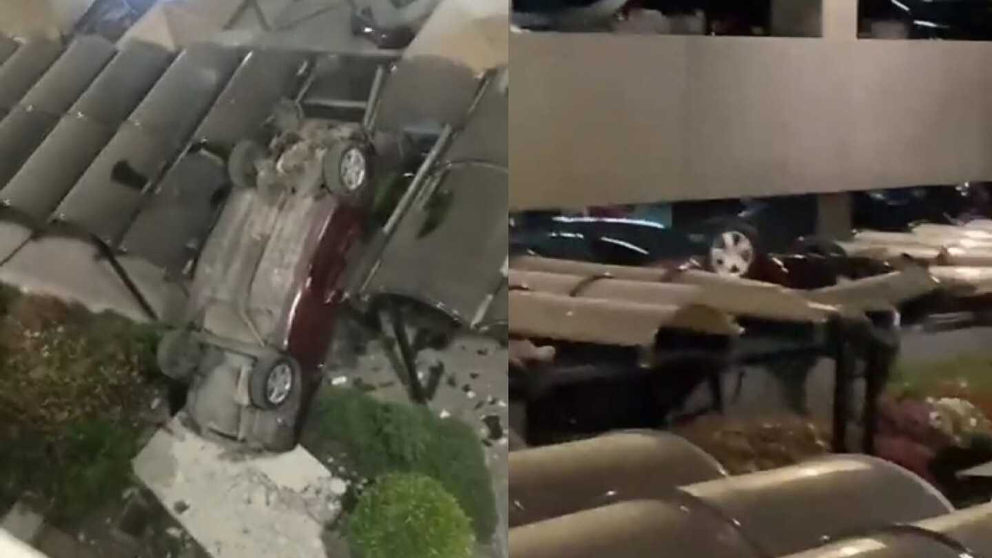 Un auto cayó del tercer piso de un estacionamiento