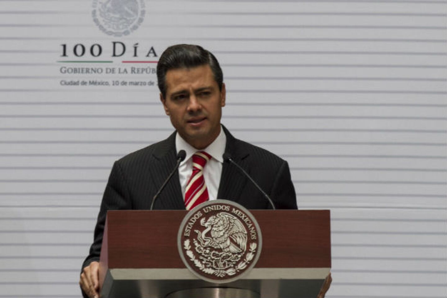 El presidente Enrique Peña Nieto pidió a los mexicanos tener confianza en su selección.