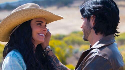 José Ron revela que usa faja reductiva de Livia Brito