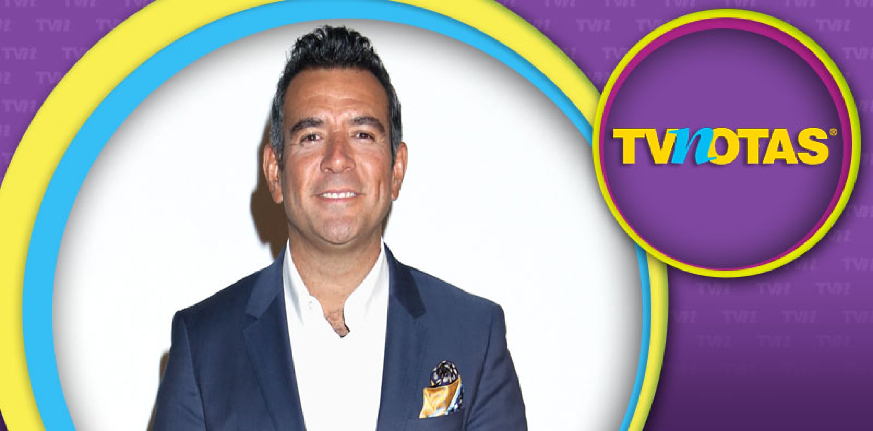 Héctor Sandarti es muy despistado y distraído.