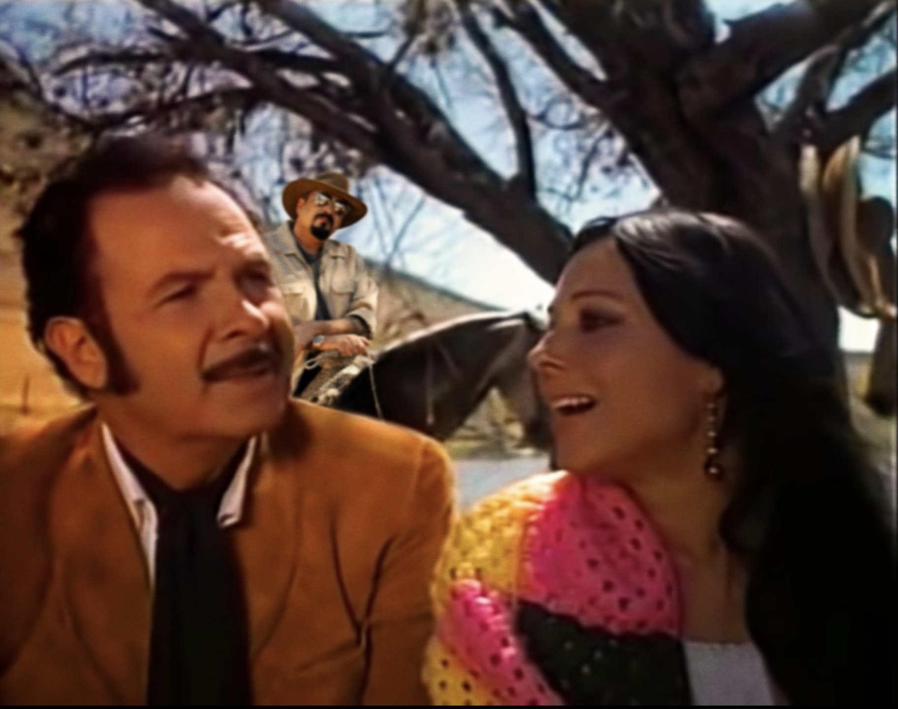 Pepe Aguilar revela que hubo tiempo que se alejó de su padres