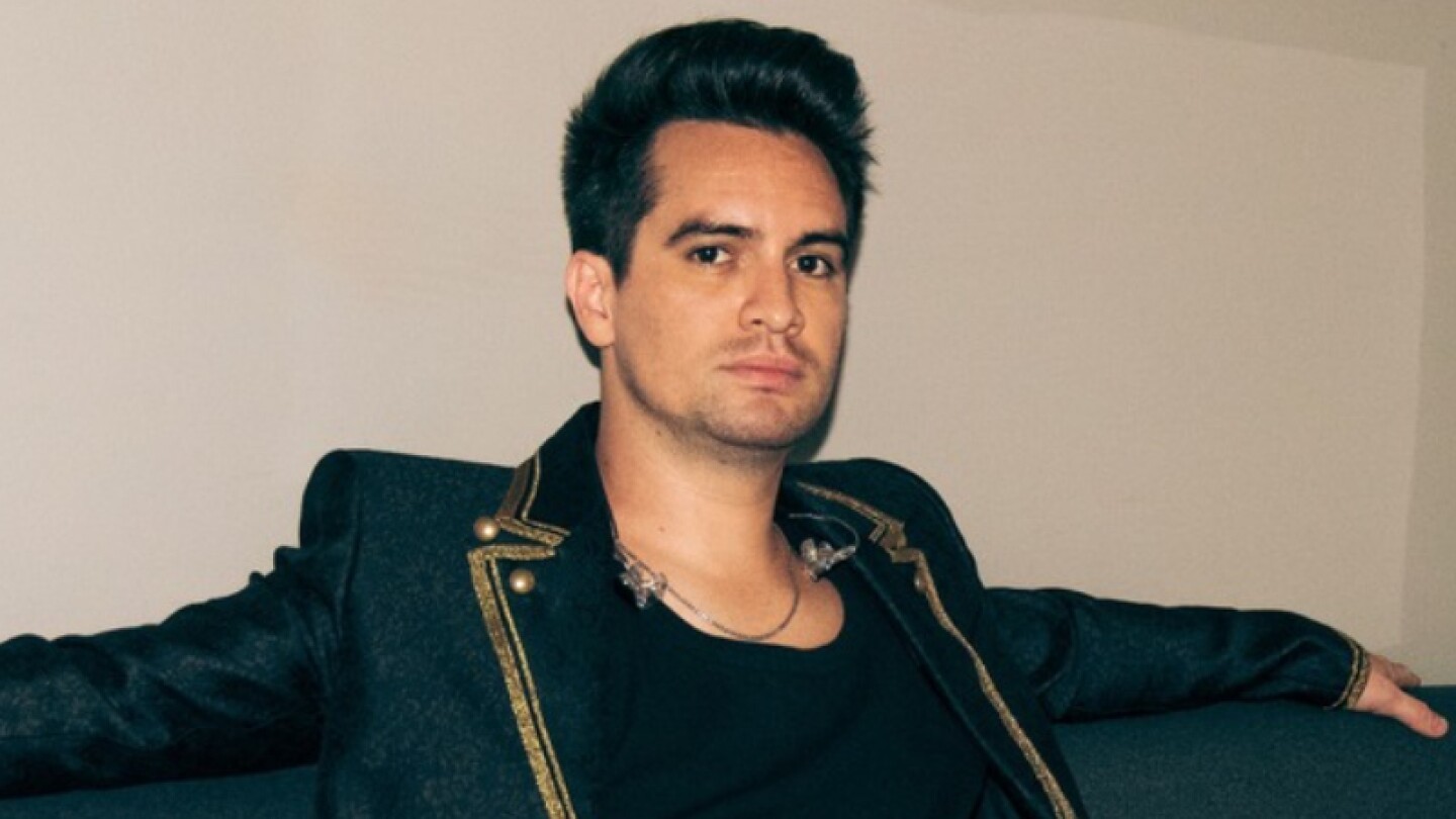 Brendon Urie confirma el final de Panic! At the Disco