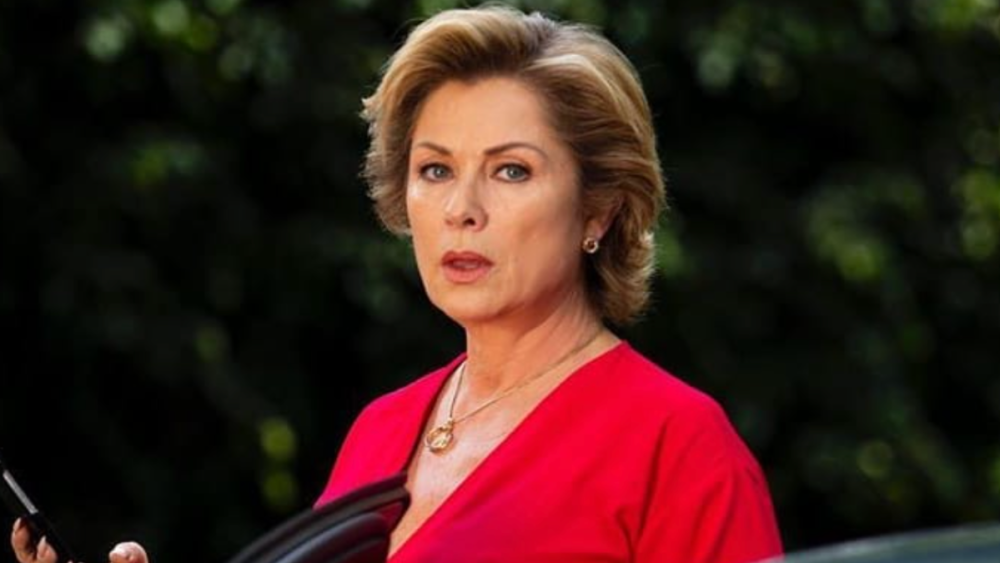 Leticia Calderón se defiende de las críticas que dicen que abandonó a su mamá en un asilo.png