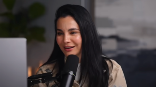 Tunden en redes a Martha Higareda por conspirativa.png