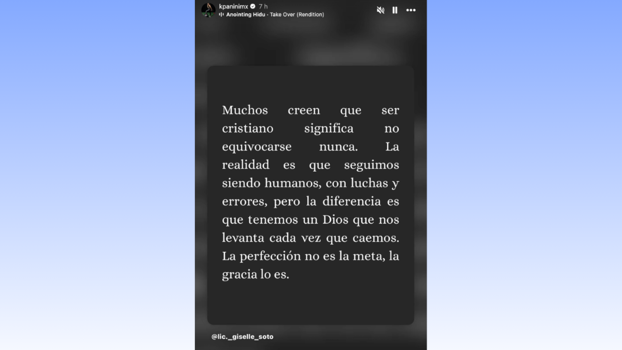 Publicación de Karla Panini en redes sociales