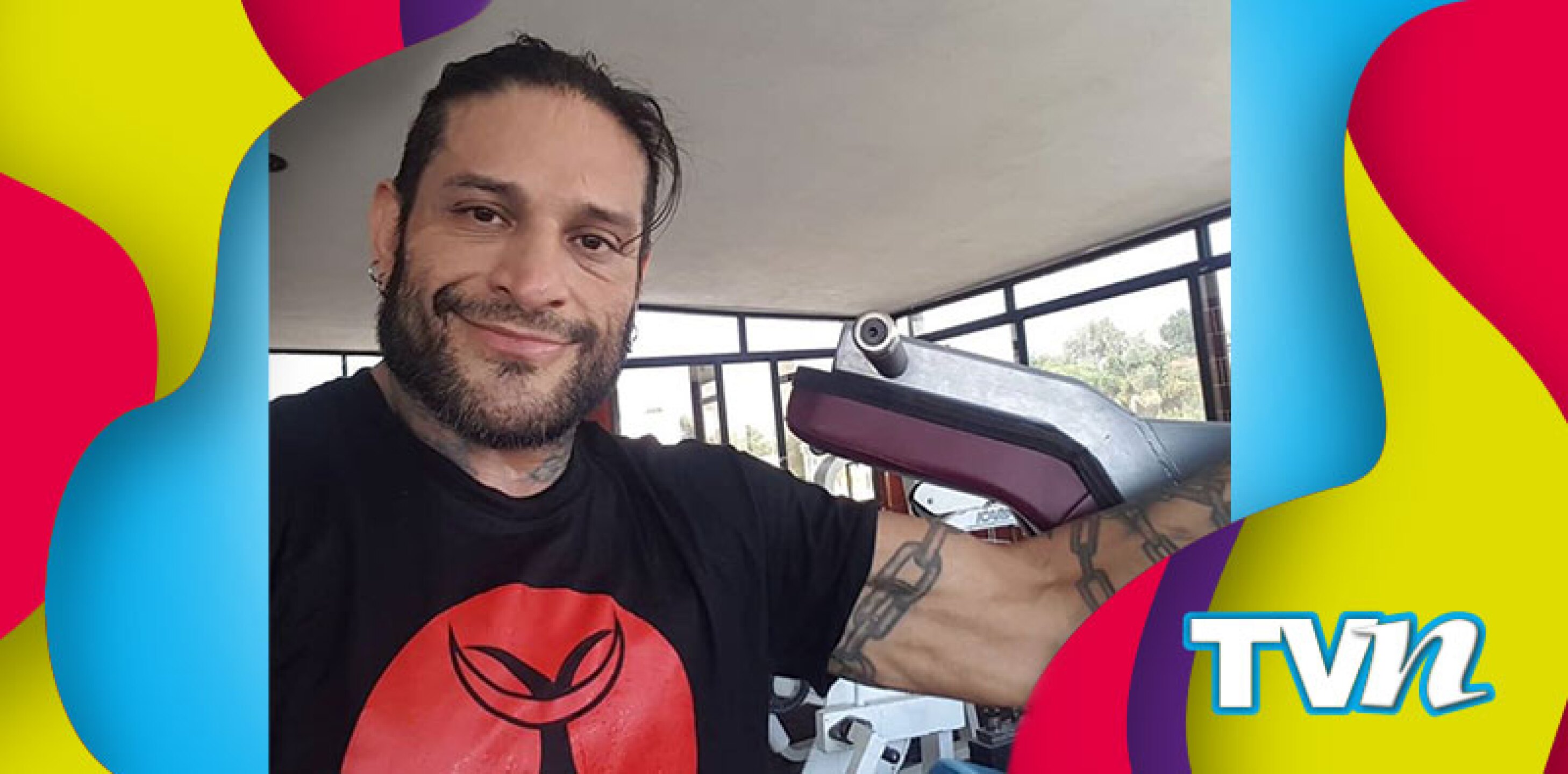 Cibernético Luchador profesional Hospitalización Cirugía Estado de salud delicado