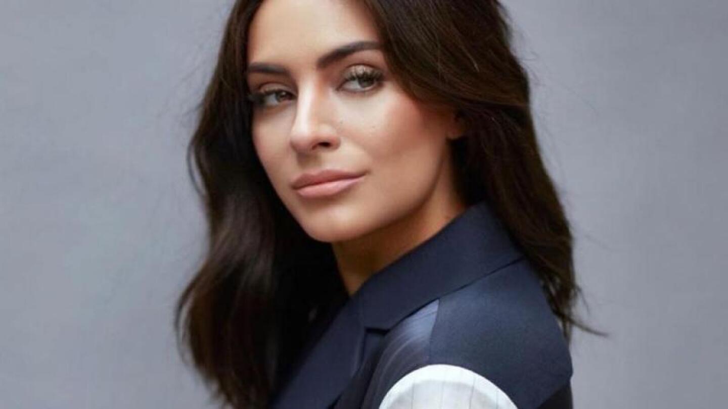 Critican a Ana Brenda Contreras por negarle una foto a un fan