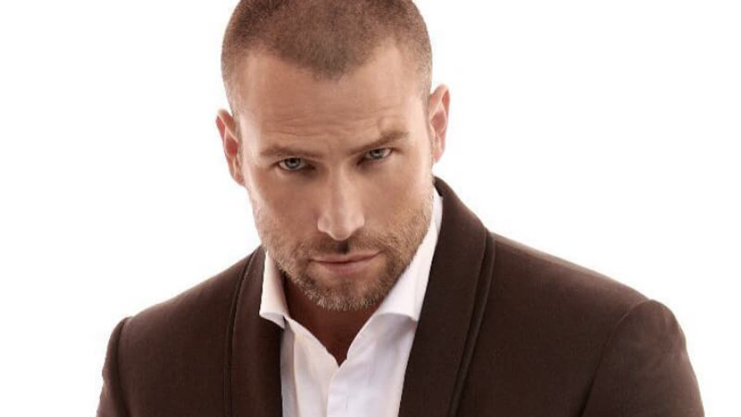 Rafael Amaya sufre delirios de persecución