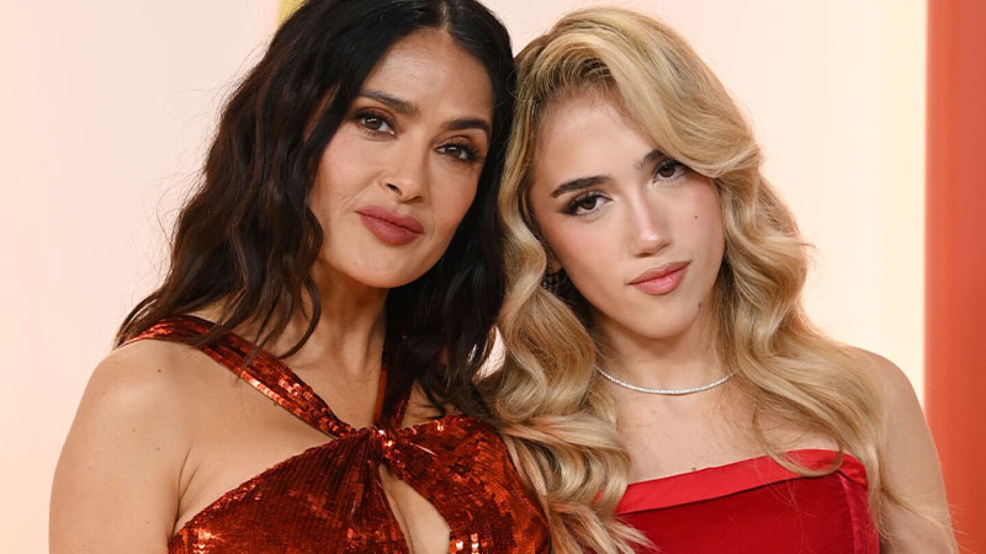 Salma Hayek Paloma Valentina Premios Oscar 2023