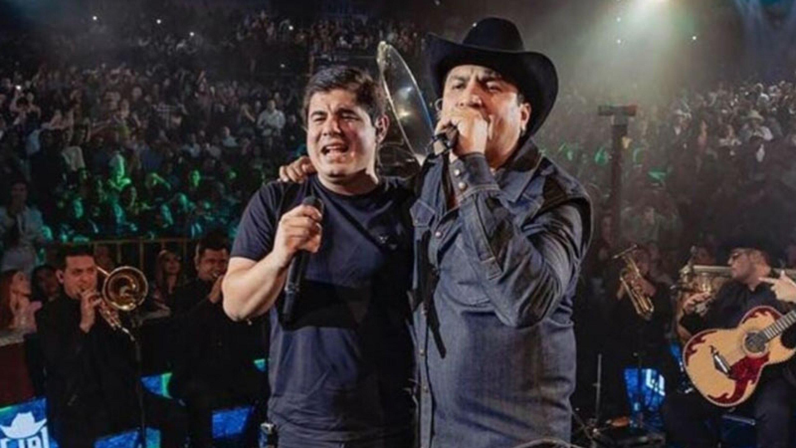 ¡Alfredo Olivas y Julión Álvarez confirman tercera fecha para Prófugos ¡Alfredo Olivas y Julión Álvarez confirman tercera fecha para Prófugos