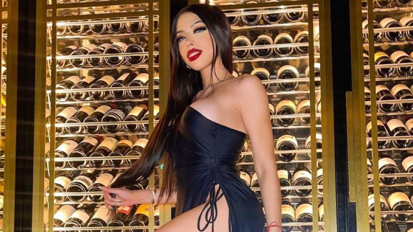 Yeri Mua dice que se le voltearon los implantes: "ya me jod..."