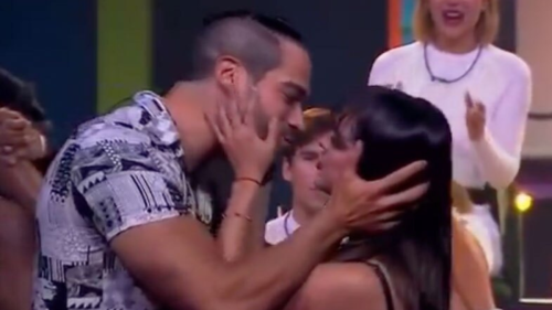 Guty y Alana se besan en La casa de los famosos