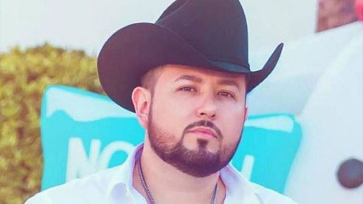 Roberto Tapia.