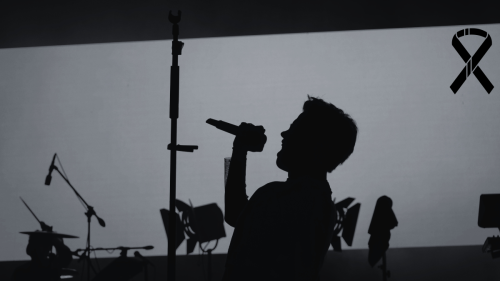 Silueta cantante, muerte