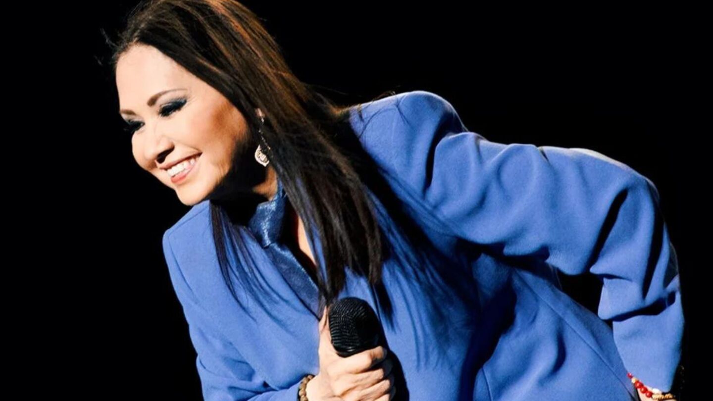 Ana Gabriel sorprende al mundo con inesperado anuncio: “Yo me casé"