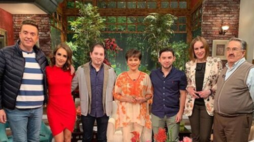 Afortunadamente, al ser el número uno de las televisión sus fieles seguidores continuarán con ellos.