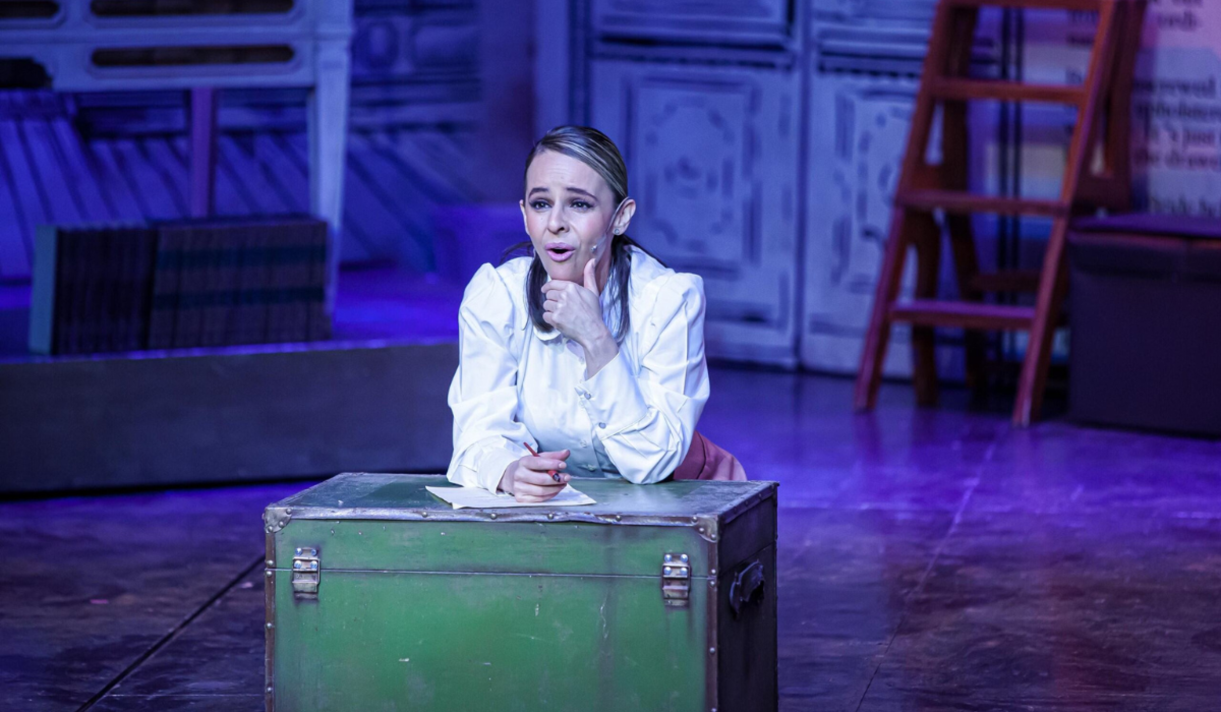 Paola Gómez en el musical Papi piernas largas