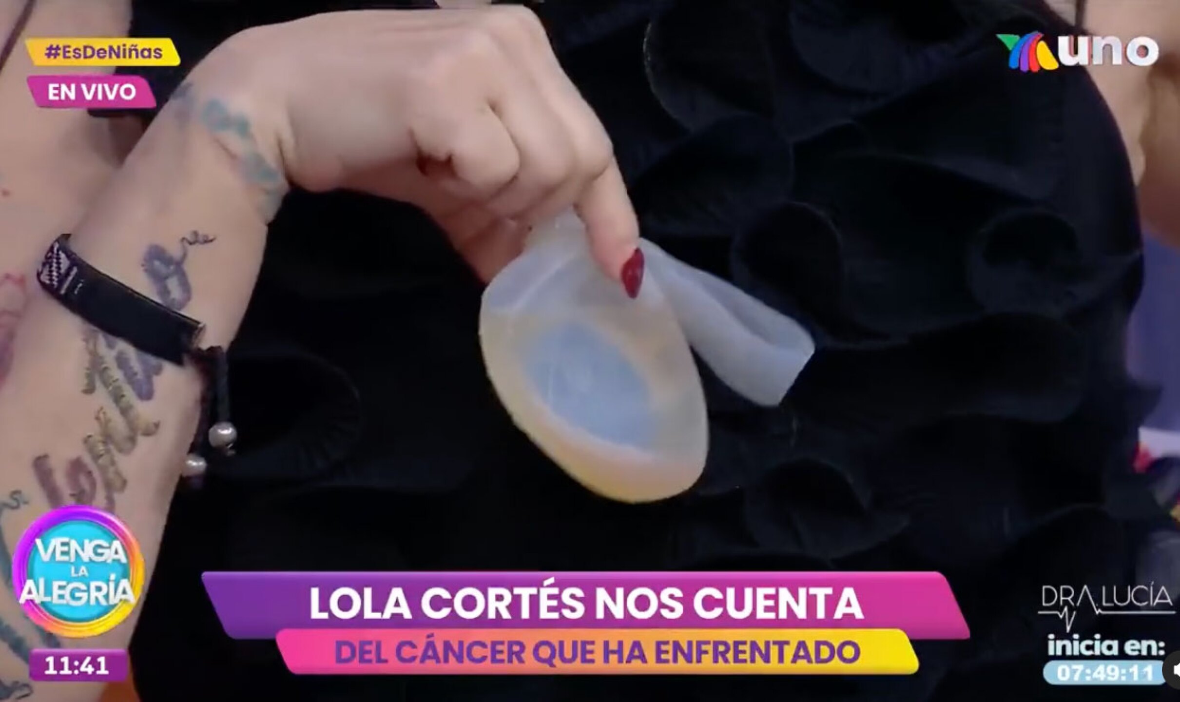 Lolita Cortés depósito drenaje operación senos cáncer de mama